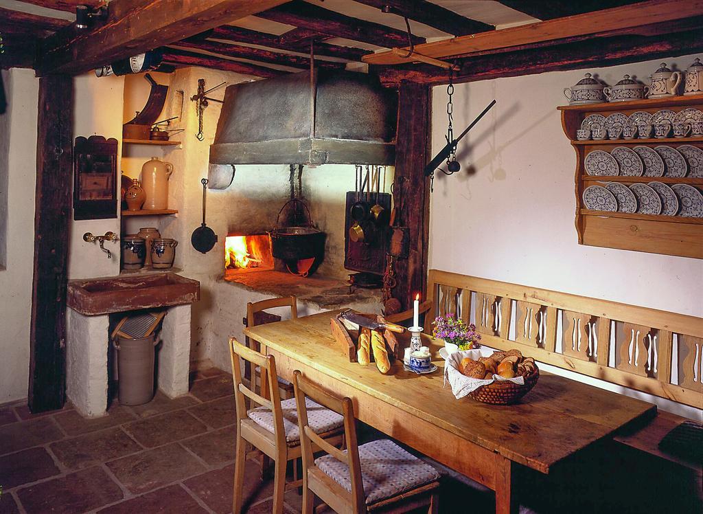 Landgasthof Zum Weissen Schwanen เบราบาค ภายนอก รูปภาพ